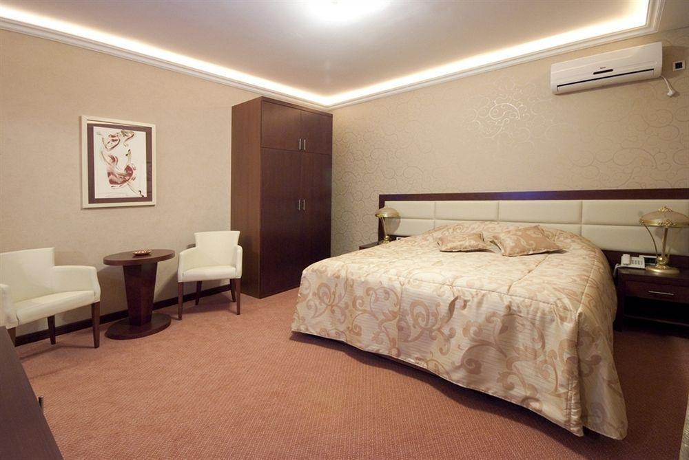 Hotel Sucevic Garni بلغراد المظهر الخارجي الصورة