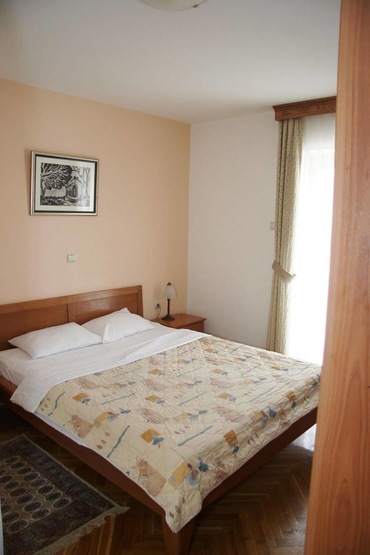 Hotel Sucevic Garni بلغراد المظهر الخارجي الصورة