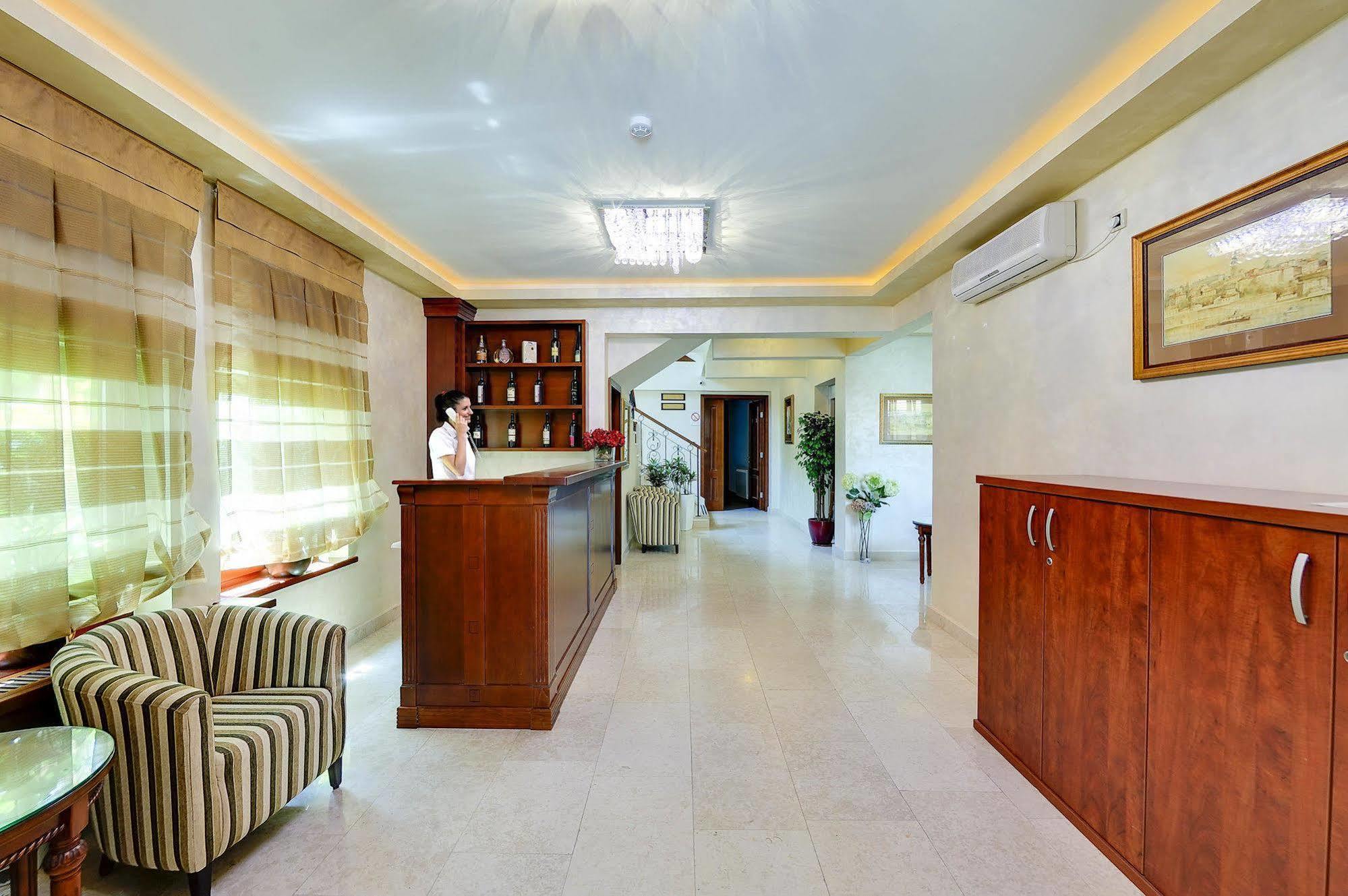 Hotel Sucevic Garni بلغراد المظهر الخارجي الصورة
