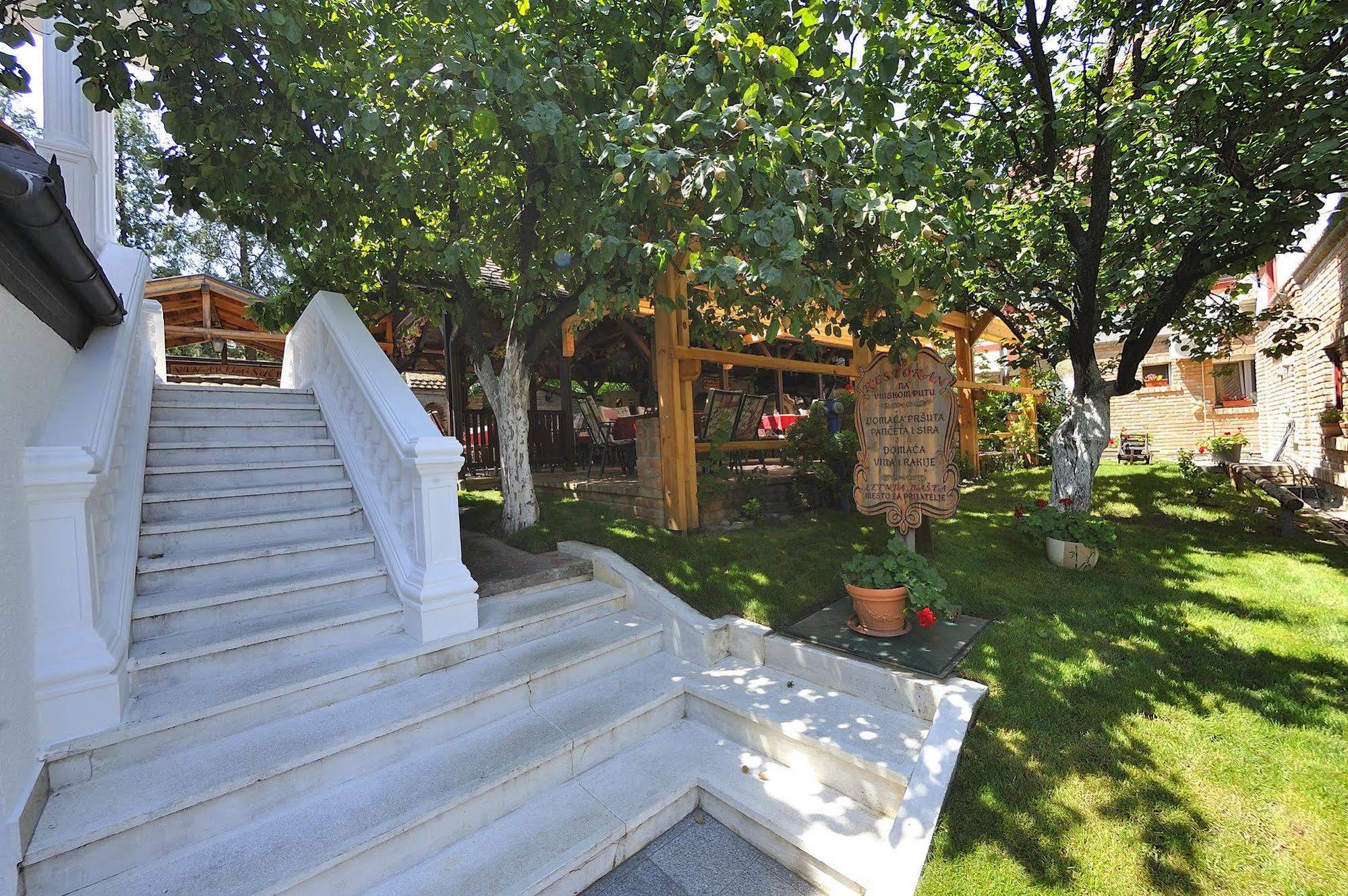 Hotel Sucevic Garni بلغراد المظهر الخارجي الصورة