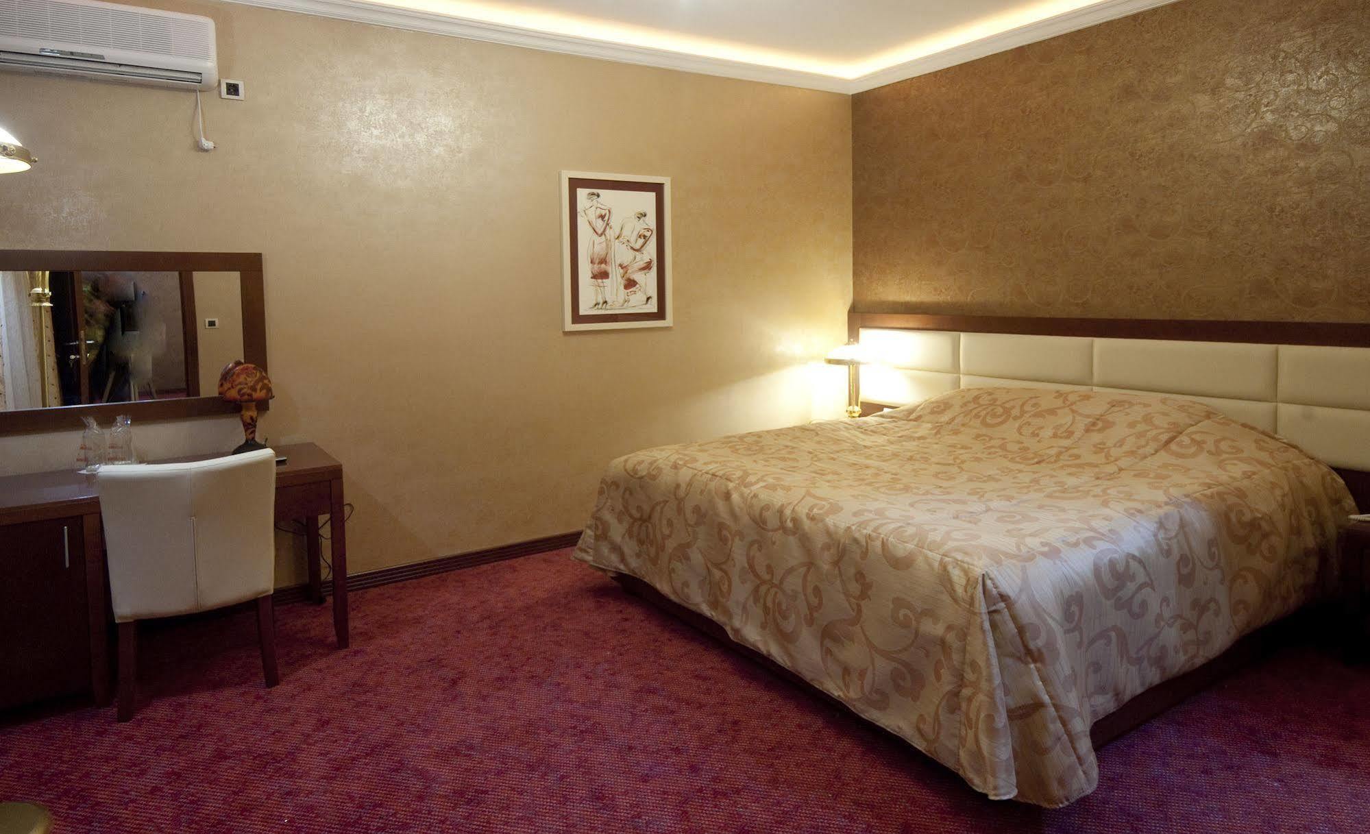Hotel Sucevic Garni بلغراد المظهر الخارجي الصورة